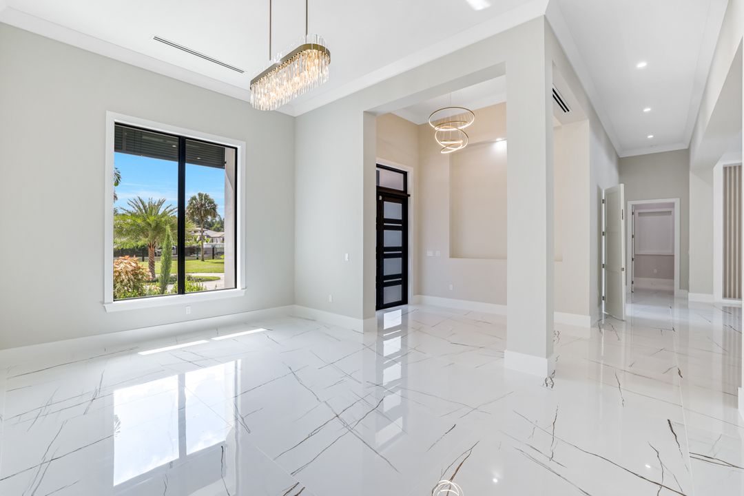 3691 21st Ave SW, Naples, FL 34117