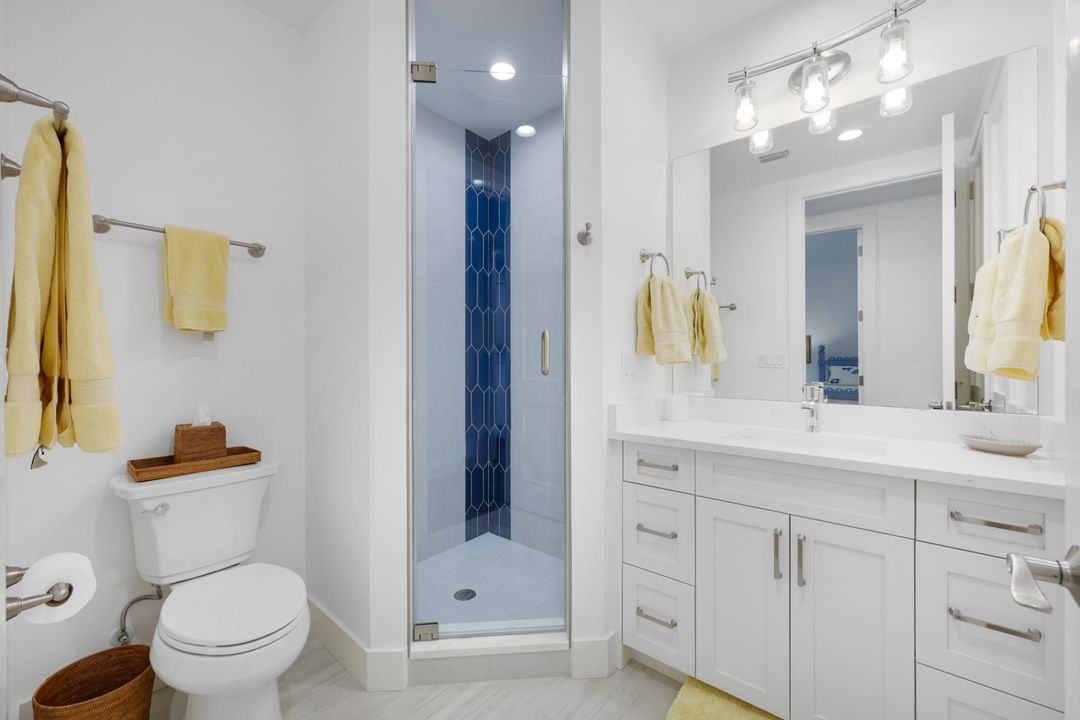 510 Via Veneto #102, Naples, FL 34108