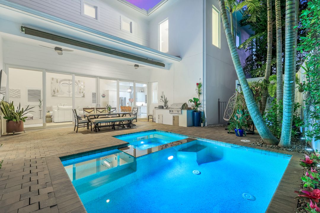 9161 Mercato Way, Naples, FL 34108