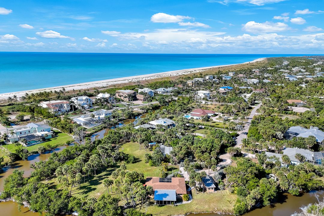 4619 Rue Bayou, Sanibel, FL 33957