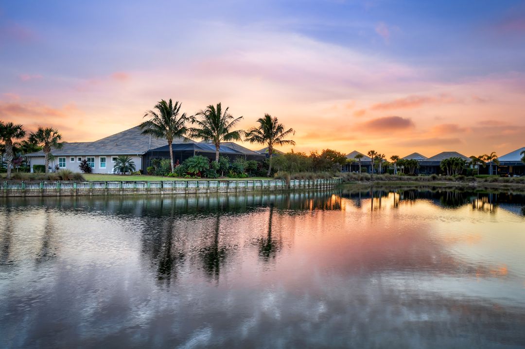 6072 Lucaya Wy, Naples, FL 34112