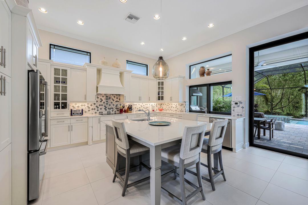 12762 Dundee Ln, Naples, FL 34120