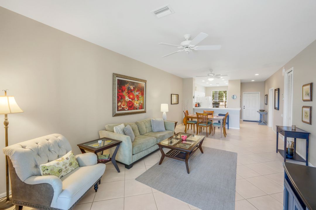 8247 Parkstone Pl #205, Naples, FL 34120