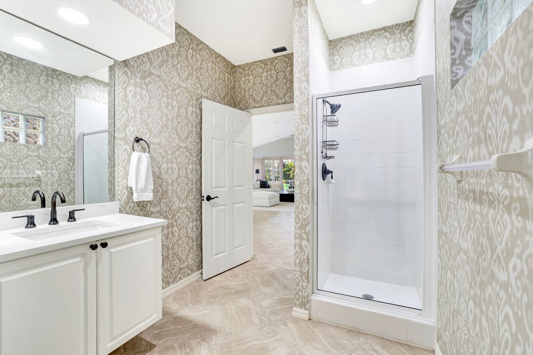 26260 Devonshire Ct #201, Bonita Springs, FL 34134