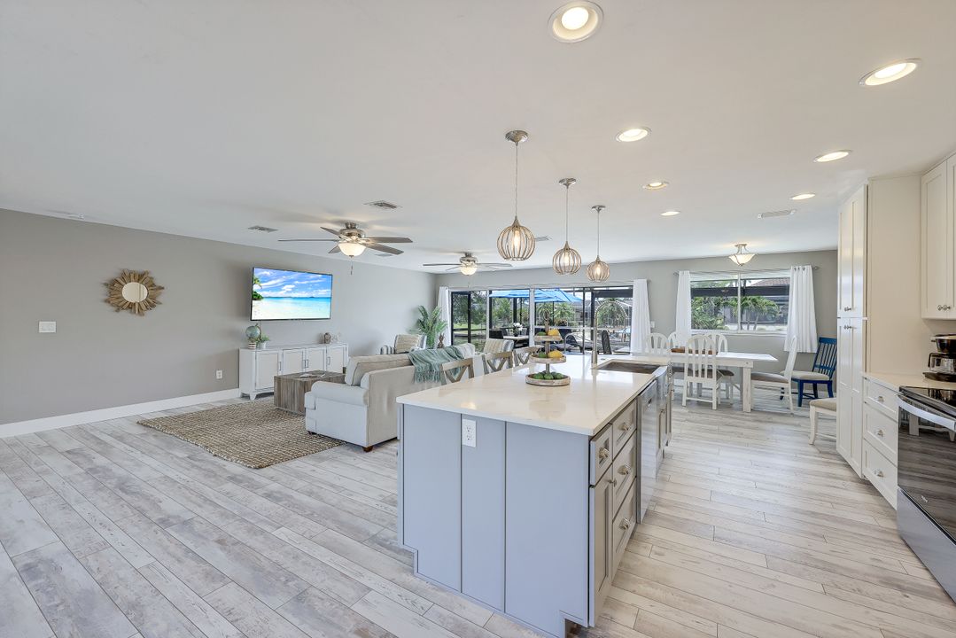 139 SW 50th St, Cape Coral, FL 33914