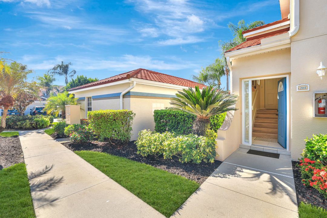 10910 Santa Margherita Rd #204, Bonita Springs, FL 34135