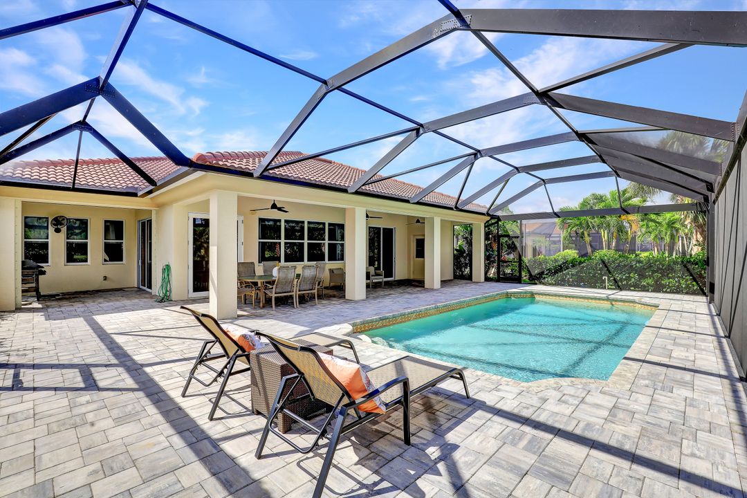 10513 Bellagio Dr, Fort Myers, FL 33913