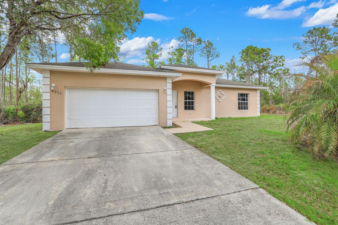 4575 4th Ave SE, Naples, FL 34117