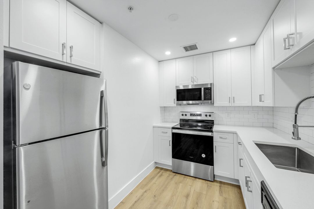 6620 SW 57th Ave #C202, South Miami, FL 33143