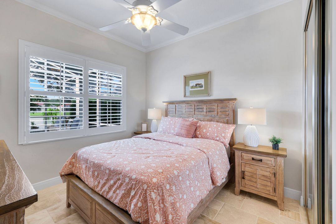 2896 Hatteras Way, Naples, FL 34119