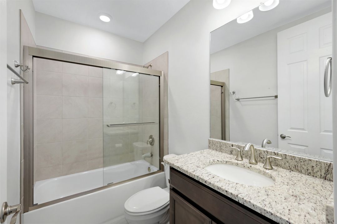 421 Coral Reef Pl, Cape Coral, FL 33993