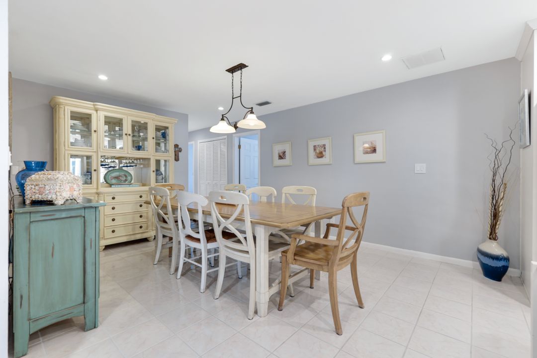 5237 Del Prado Blvd S, Cape Coral, FL 33904