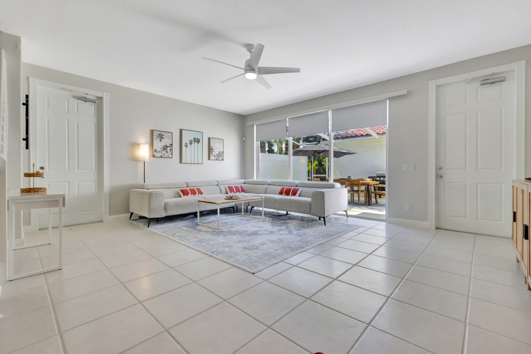 28508 Alessandria Cir, Bonita Springs, FL 34135