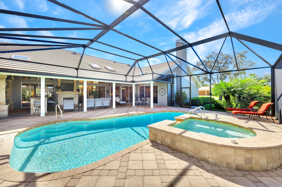 4801 Pond Apple Dr S, Naples, FL 34119