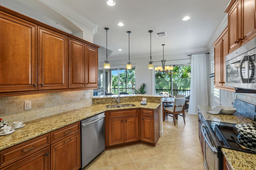 9557 Ironstone Terrace #202, Naples, FL 34120