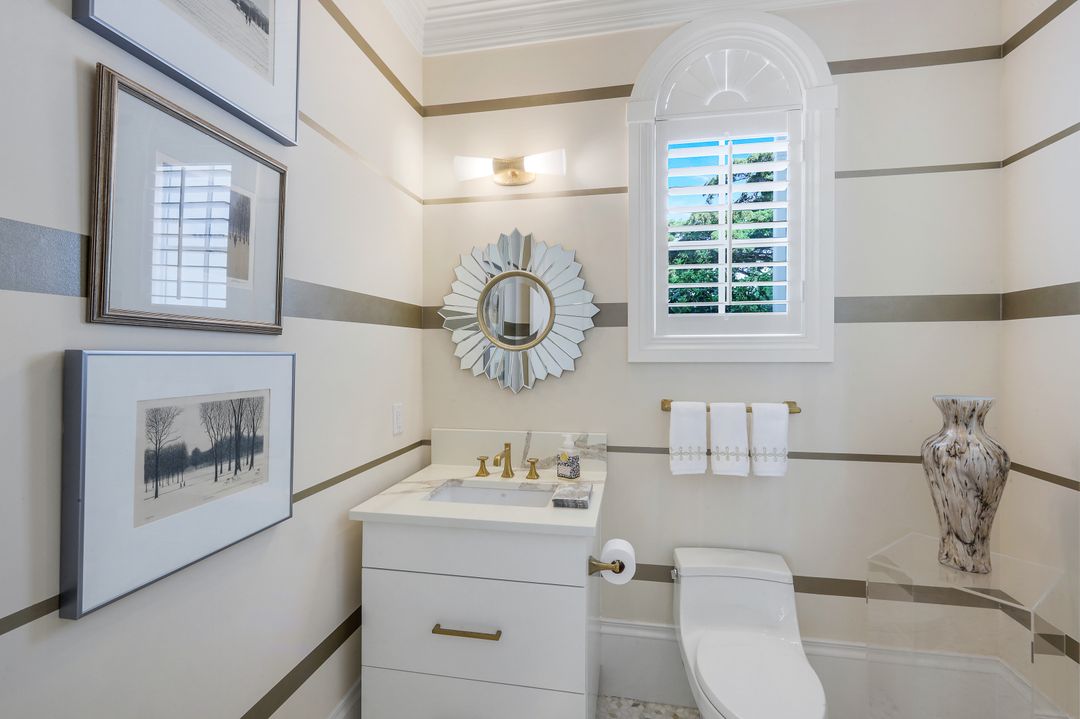 2048 Isla Vista Ln, Naples, FL 34105