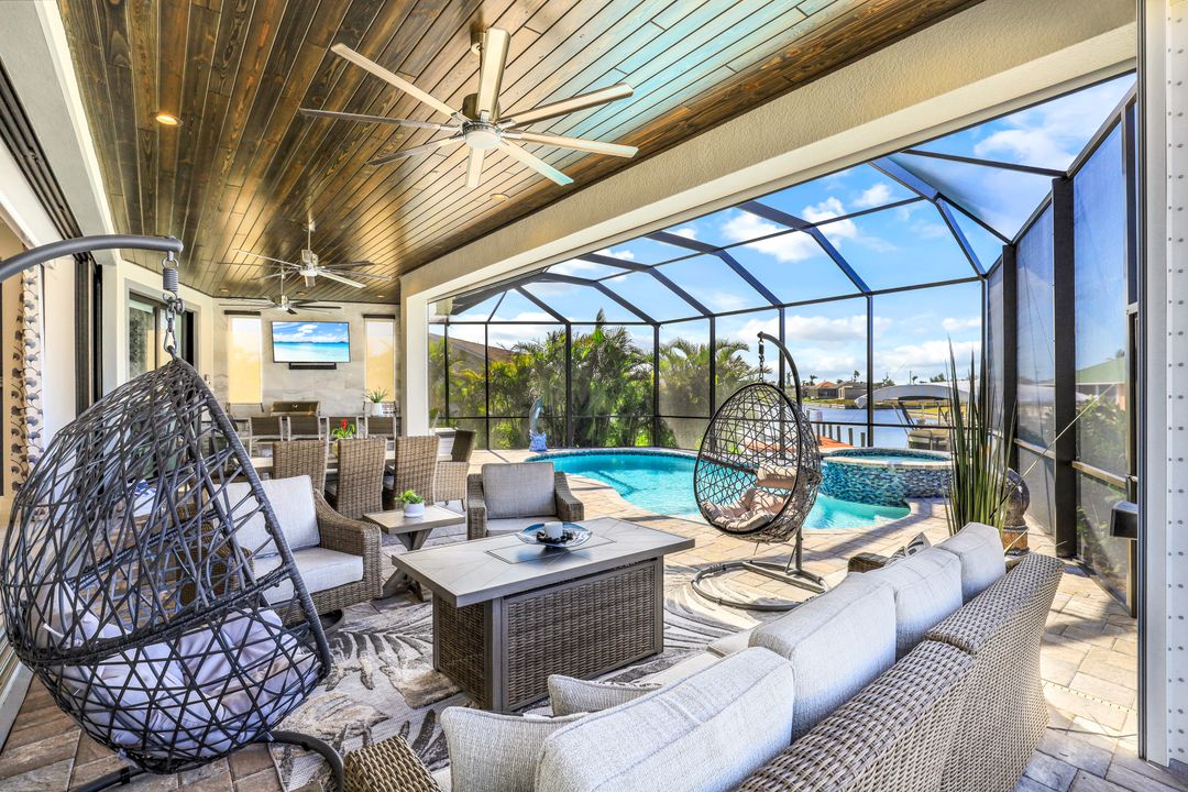 3518 Oasis Blvd, Cape Coral, FL 33914