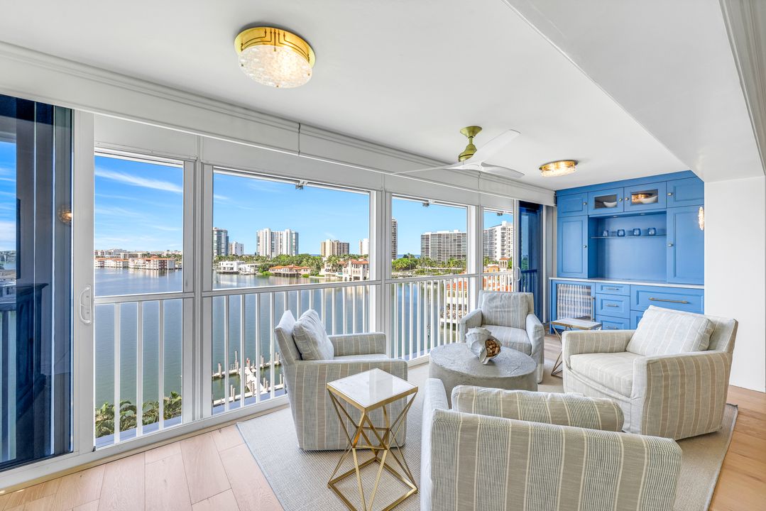 250 Park Shore Dr #601, Naples, FL 34103
