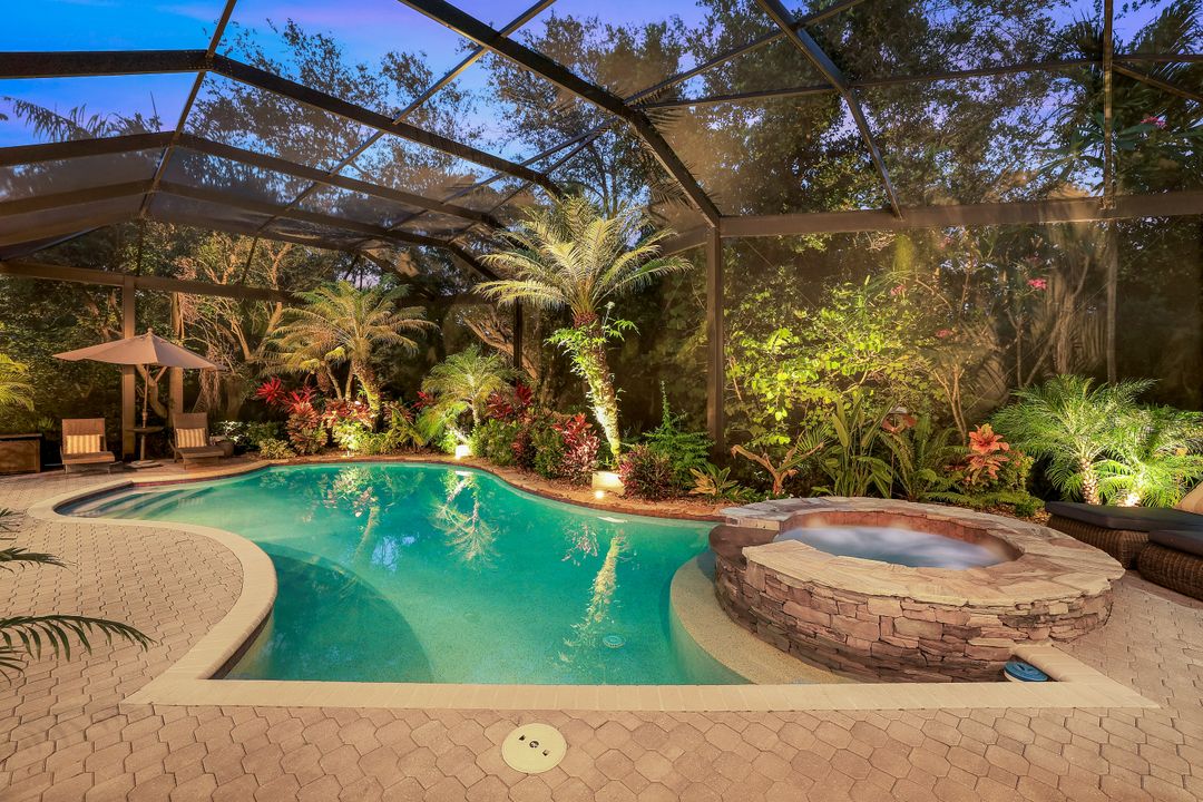 12099 Collier's Reserve Dr, Naples, FL 34110