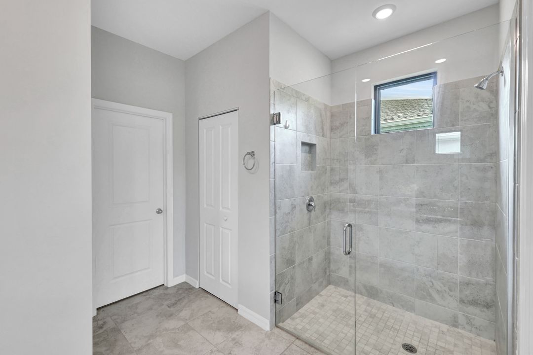 16216 Palmetto St, Punta Gorda, FL 33982