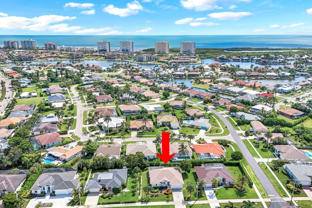 711 Tigertail Ct, Marco Island, FL 34145