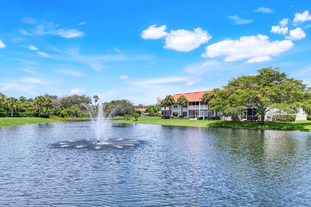 5015 Cedar Springs Dr #103, Naples, FL 34110