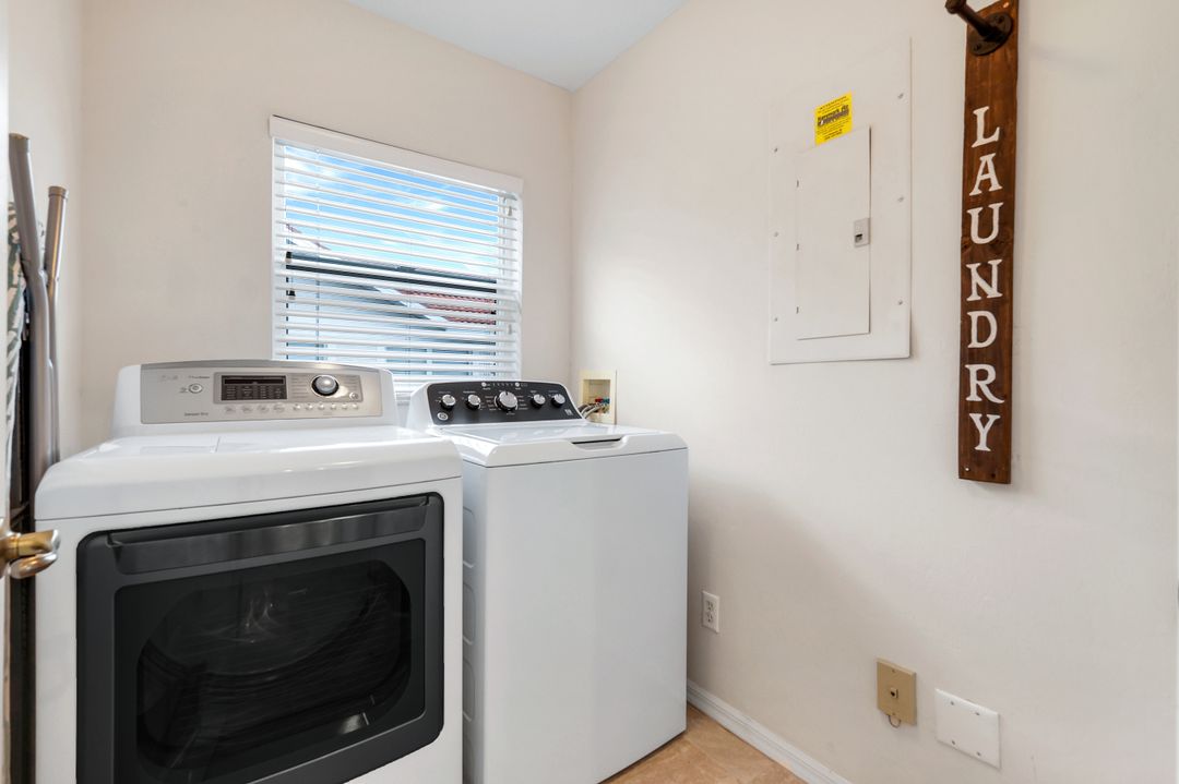 5070 Cedar Springs Dr #204, Naples, FL 34110