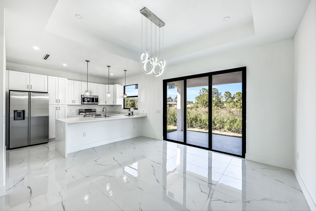 865 Chipley St E, Lehigh Acres, FL 33974