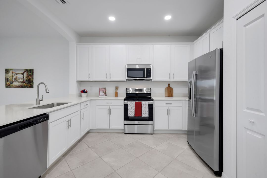 2175 Dragonfruit Wy, Naples, FL 34120