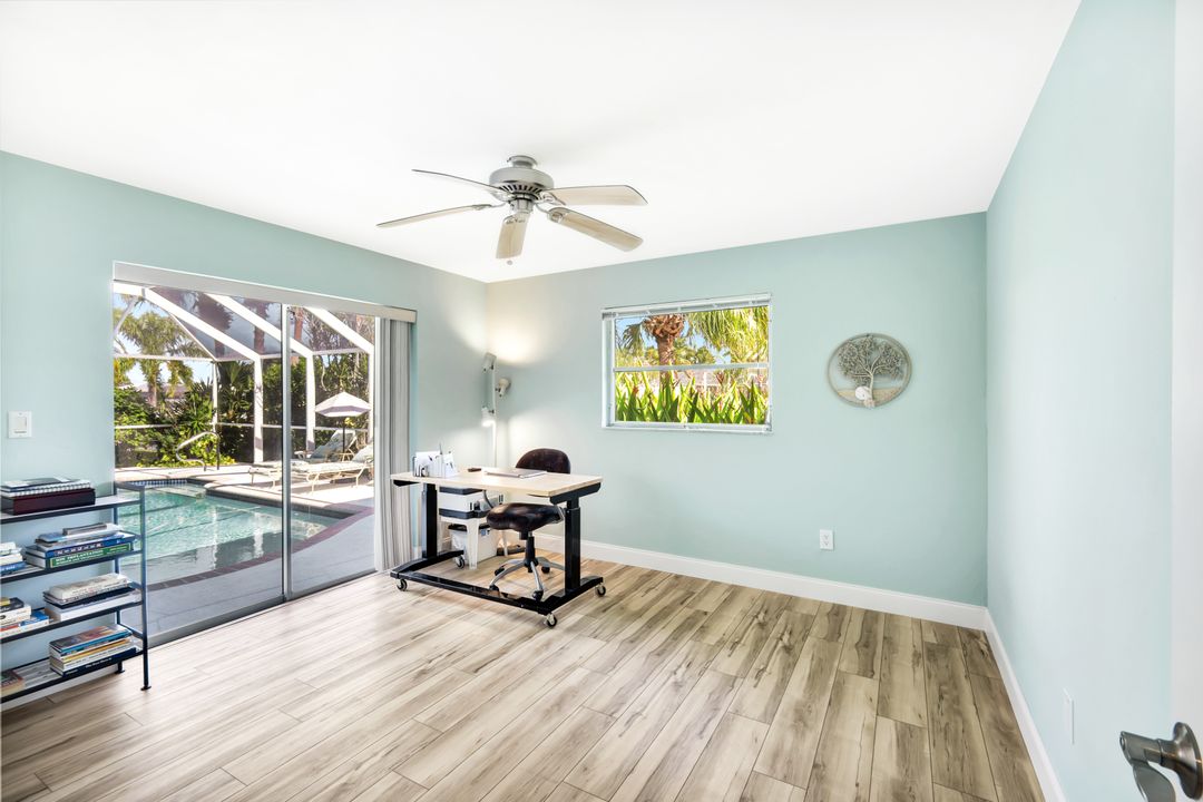 5301 SW 8th Pl, Cape Coral, FL 33914