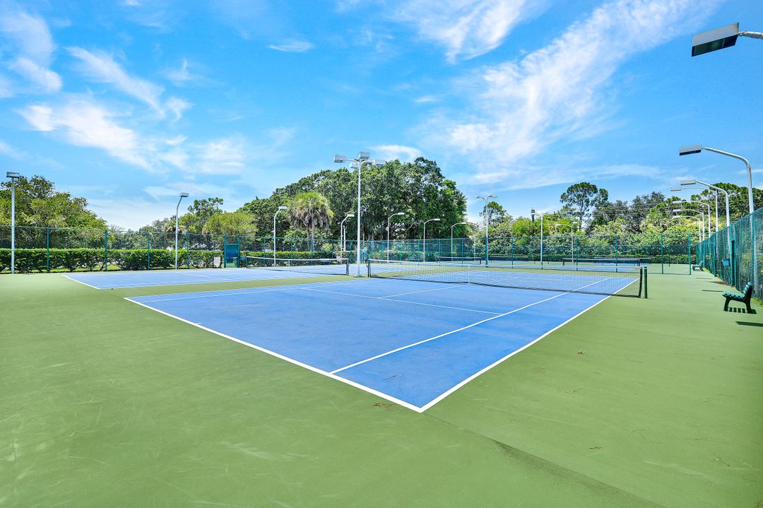 800 Misty Pines Cir #H205, Naples, FL 34105