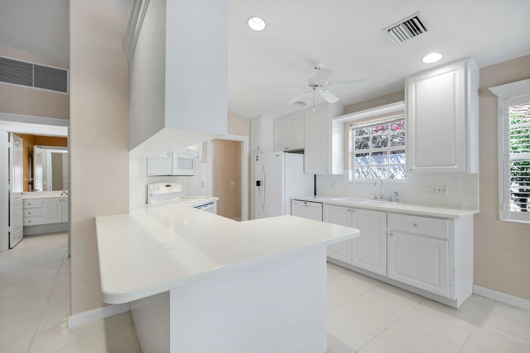4719 Maupiti Way, Naples, FL 34119