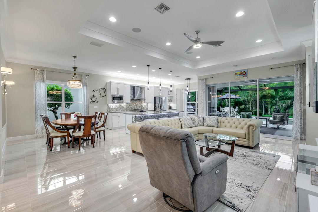 28560 Twain Dr, Bonita Springs, FL 34135