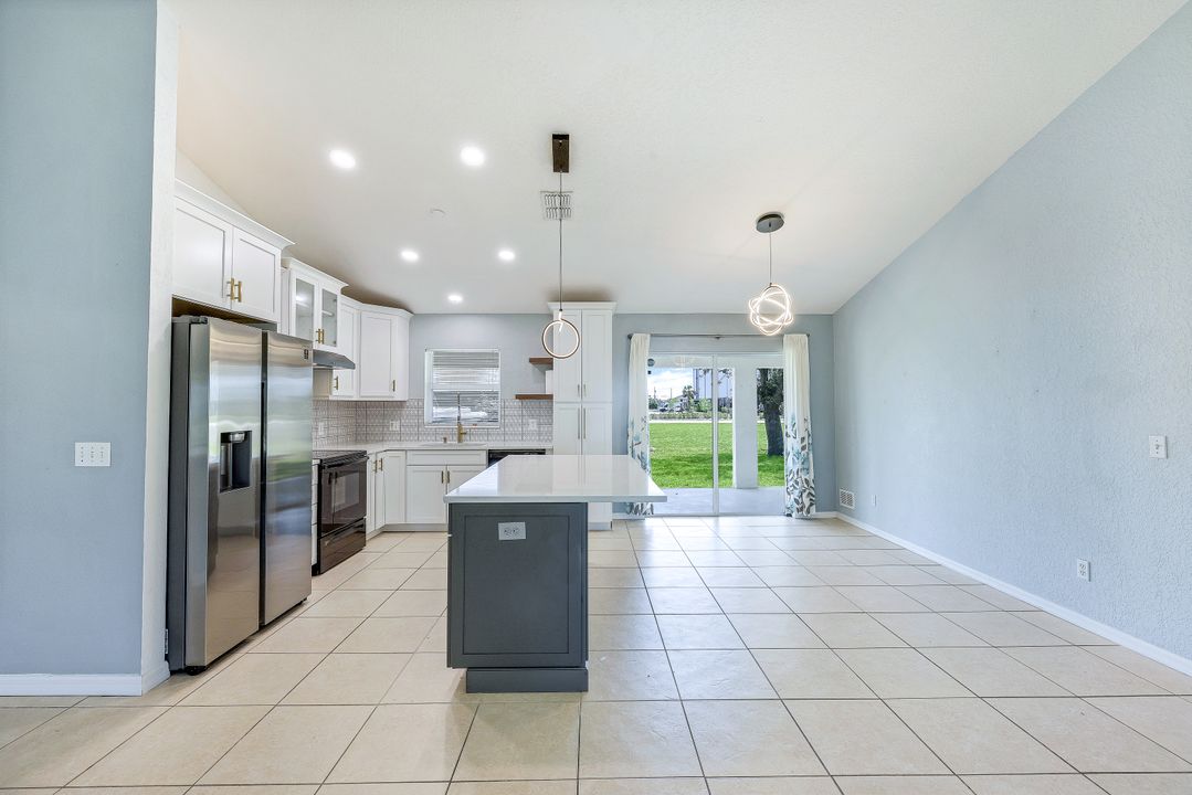 4123 SW 17th Ave, Cape Coral, FL 33914