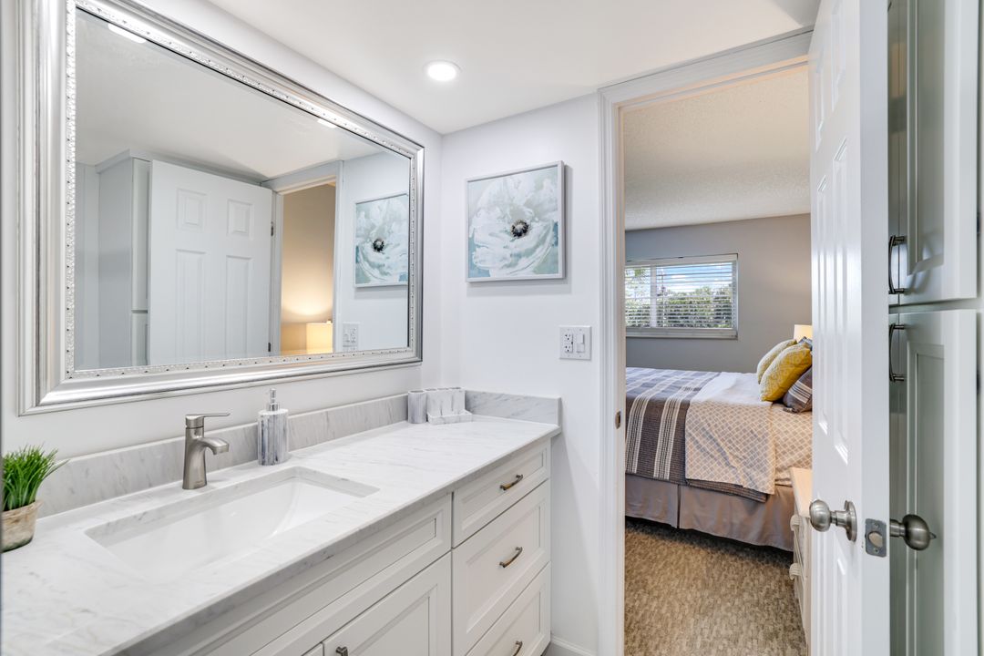 200 Forest Lakes Blvd #204, Naples, FL 34105
