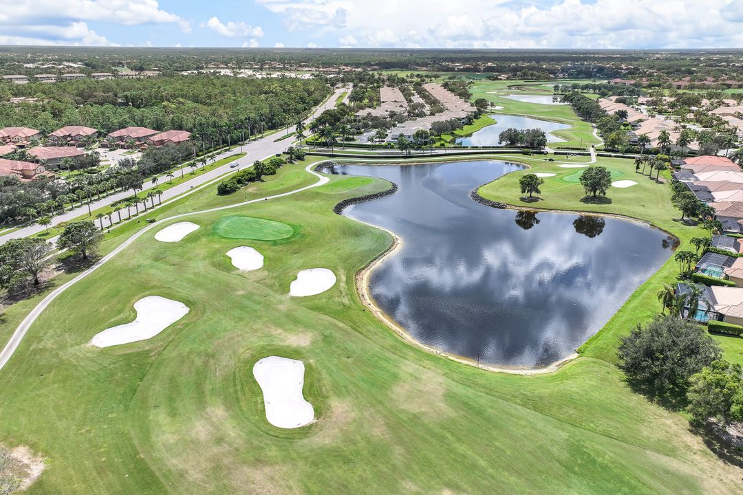 6667 Castlelawn Pl #19, Naples, FL 34113