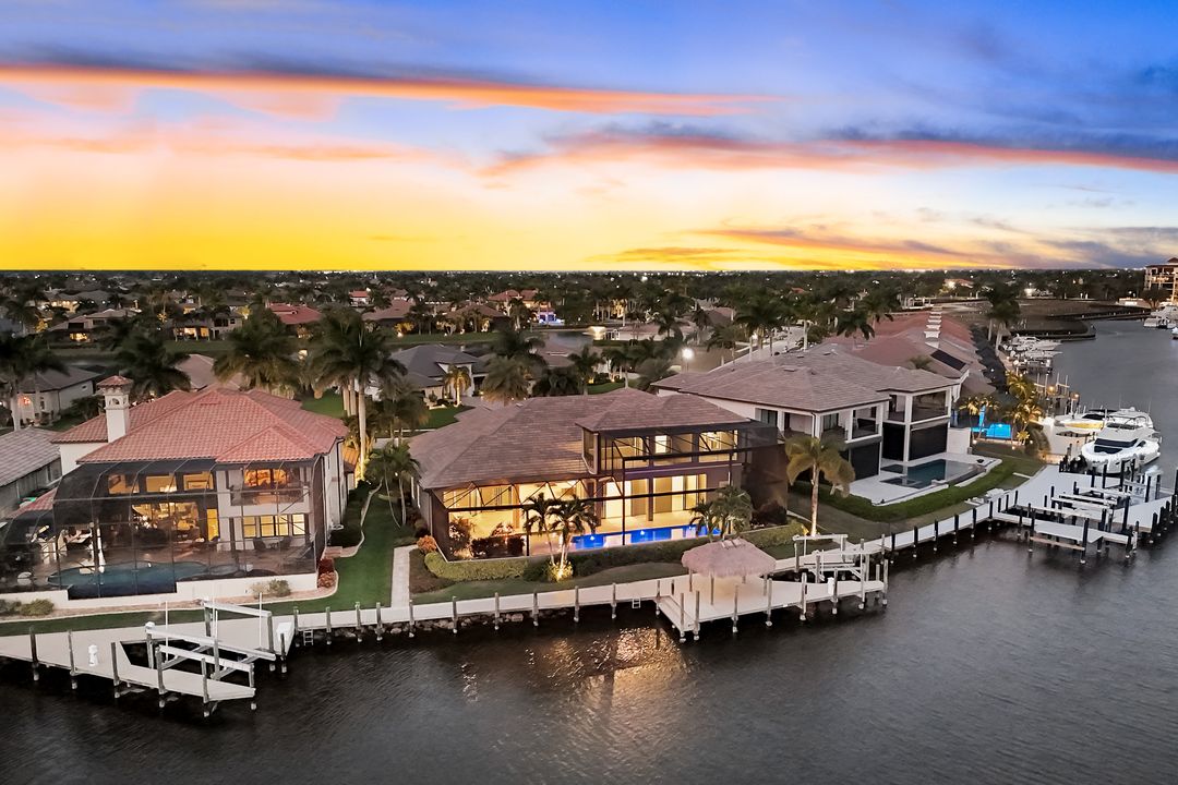 5817 Harbour Cir, Cape Coral, FL 33914