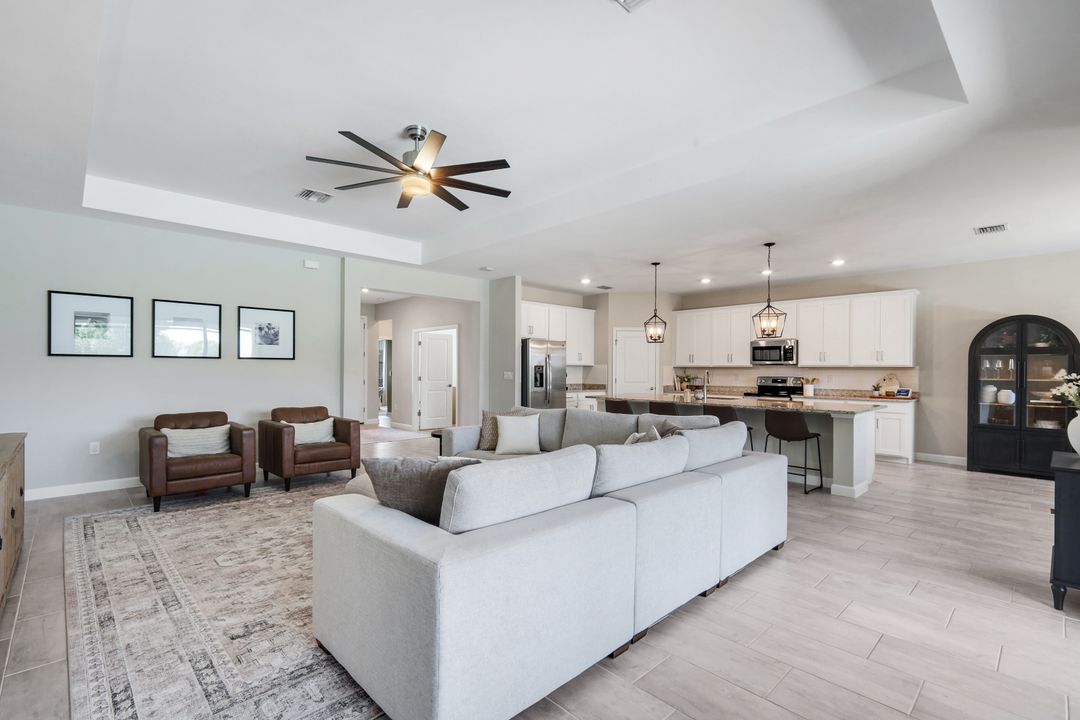 11591 Canopy Loop, Miromar Lakes, FL 33913