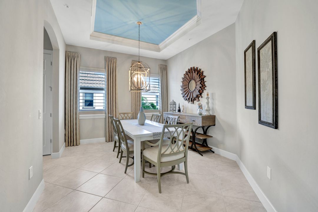 8839 Nautical Landing Cir #202, Naples, FL 34120