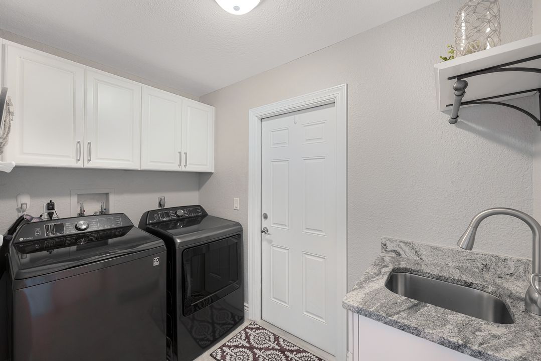 5313 SW 8th Ct, Cape Coral, FL 33914