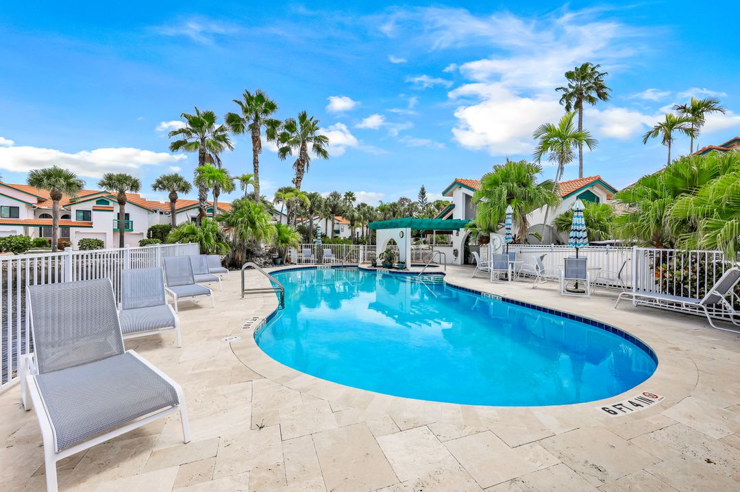 2182 Anchorage Ln  #A, Naples, FL 34104