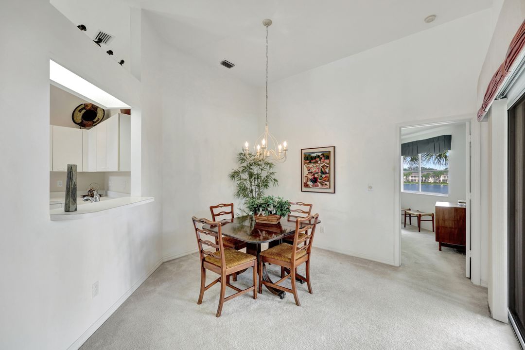 2861 Citrus Lake Dr #L201, Naples, FL 34109