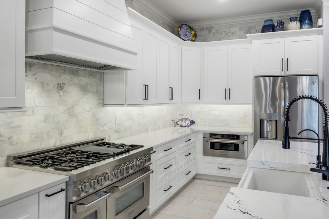 12639 Kinross Ln, Naples, FL 34120