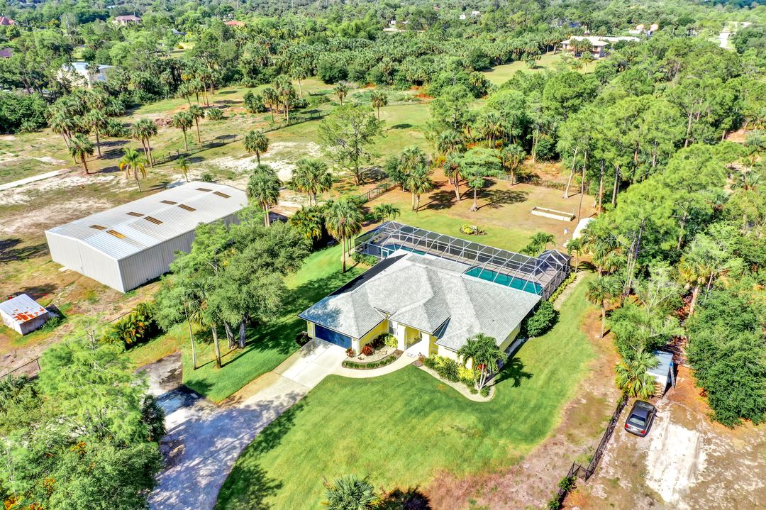 731 25th St SW, Naples, FL 34117