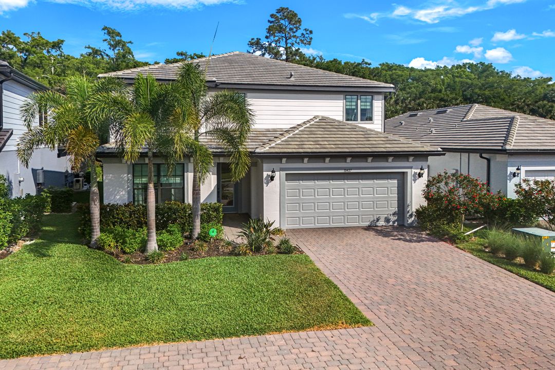 10427 Ventana Ln, Naples, FL 34120