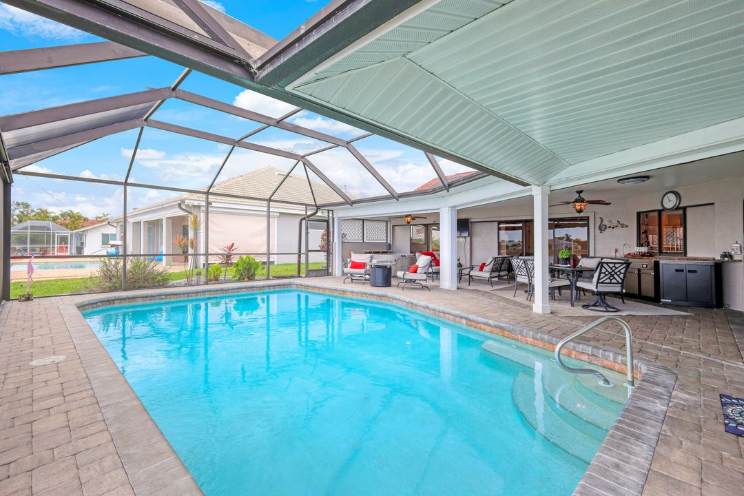 1222 SW 4th Ct, Cape Coral, FL 33991