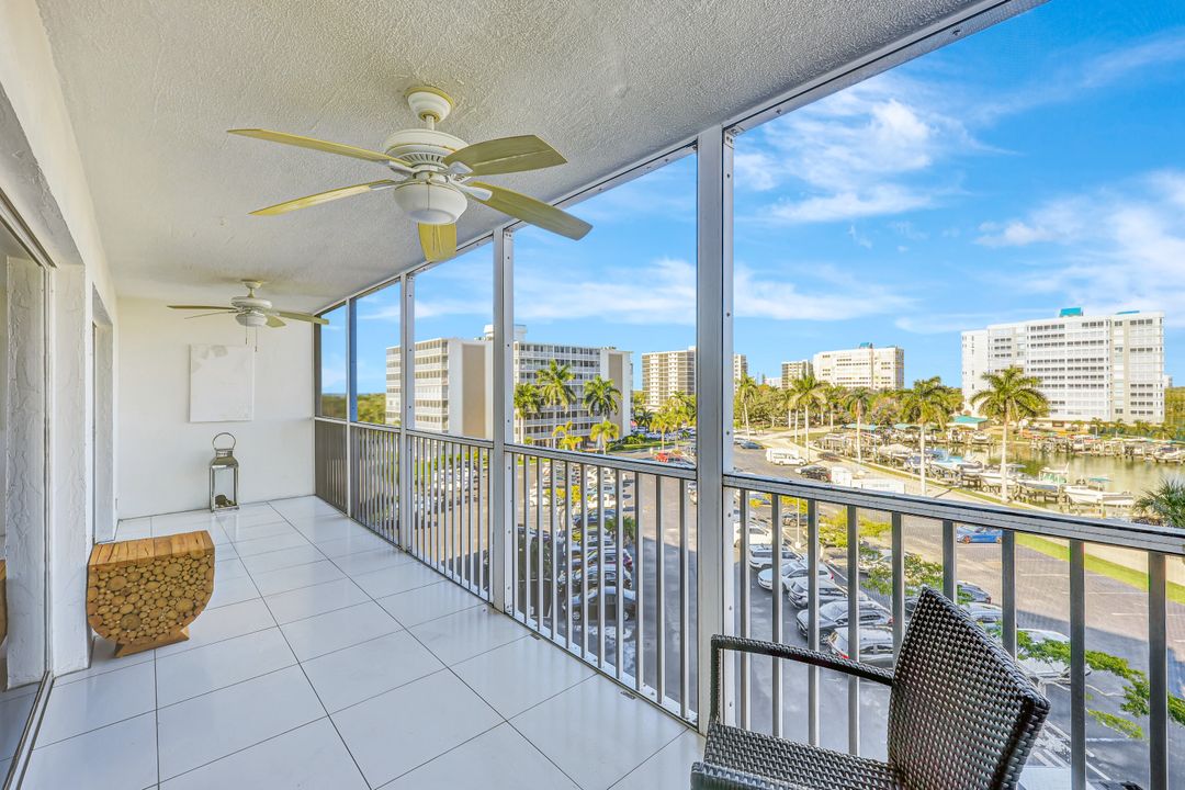 1 Bluebill Ave #503, Naples, FL 34108