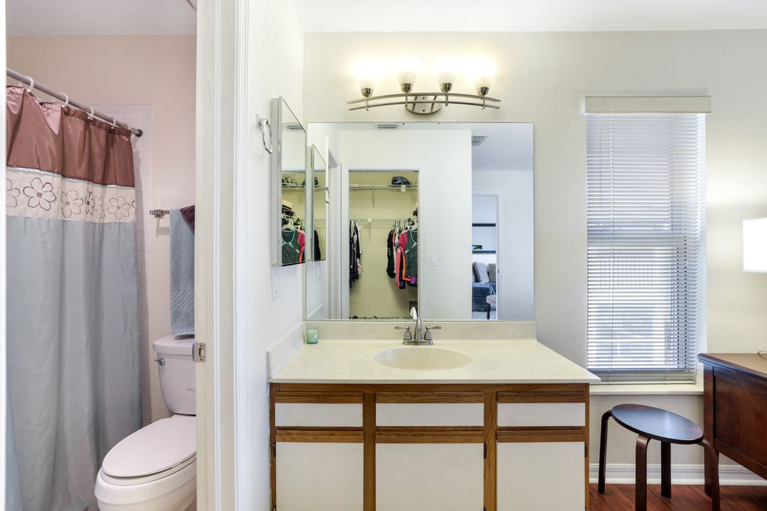 1325 Mainsail Dr #1211, Naples, FL 34114