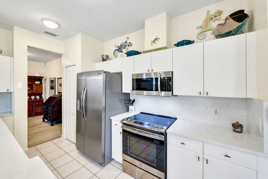 9331 Lake Abby Ln, Bonita Springs, FL 34135