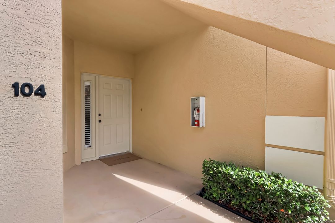 4110 Sawgrass Point Dr #104, Bonita Springs, FL 34134